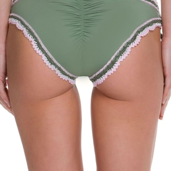 ๐ Becca by Rebecca Virtue Crochet Halter Bikini๐ฆ - Picture 5 of 6